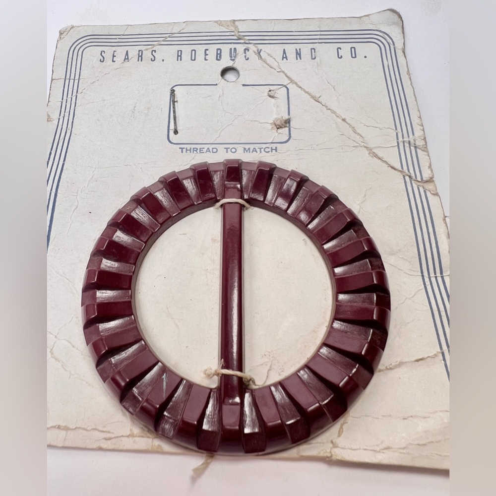 Bakelite Belt Buckles Two Vintage Red Art Deco New Old Stock Collectors Pair - Picture 4 of 11